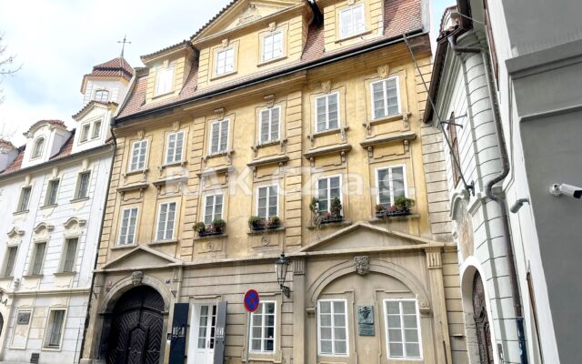 foto Pěkný byt 2+kk, 50,6 m2, v malém starobylém domě, Praha 1 – Staré Město, ul. U Obecního dvora